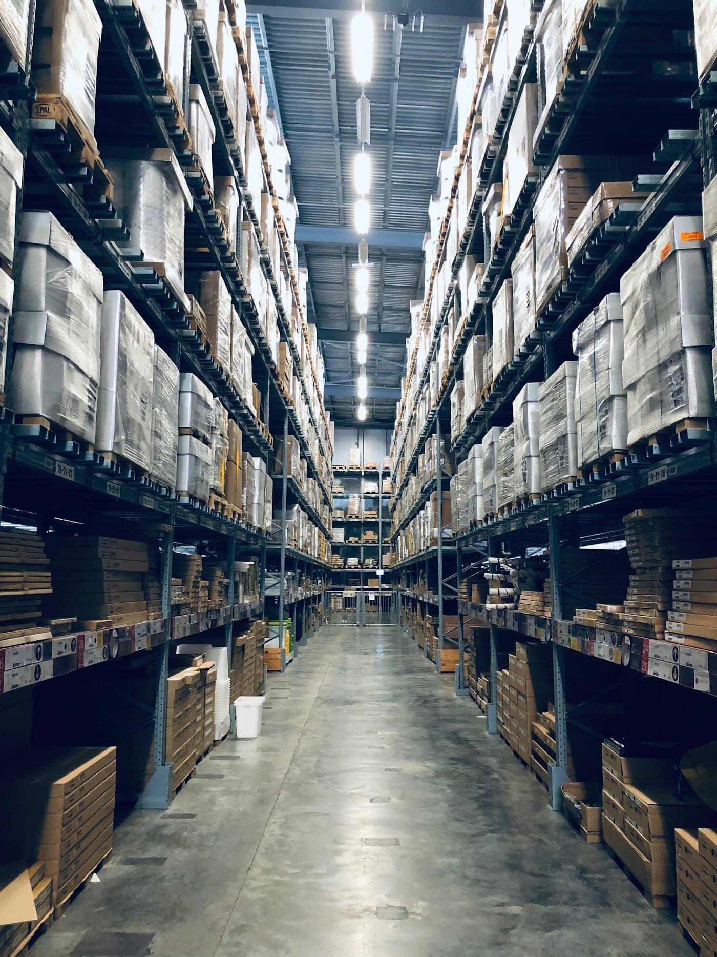 Warehouse fulfilment operations