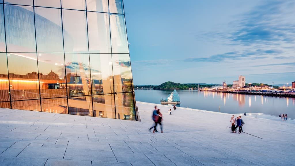 Oslo havnefront og operahus